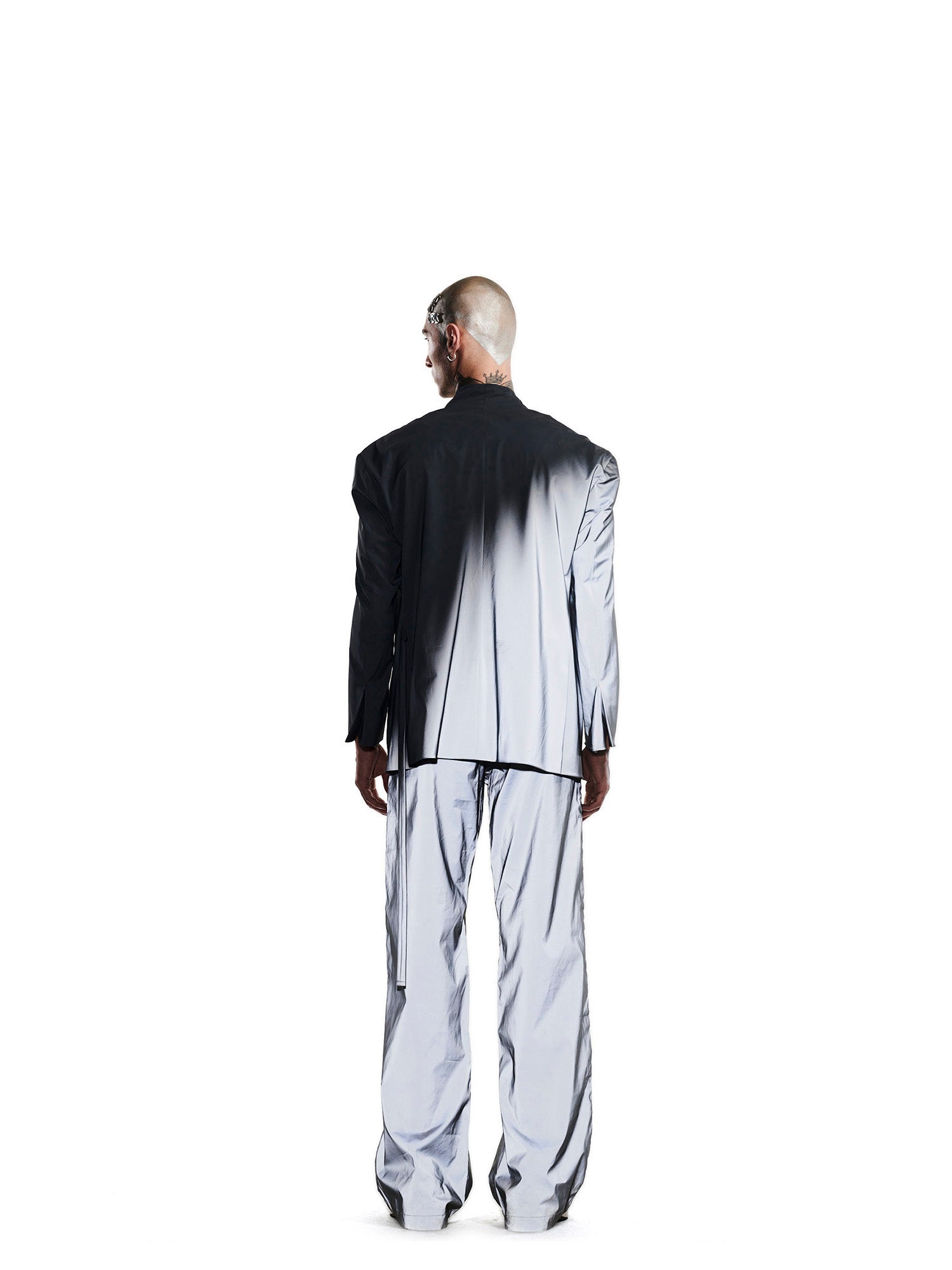 Dual tone reflective kimono