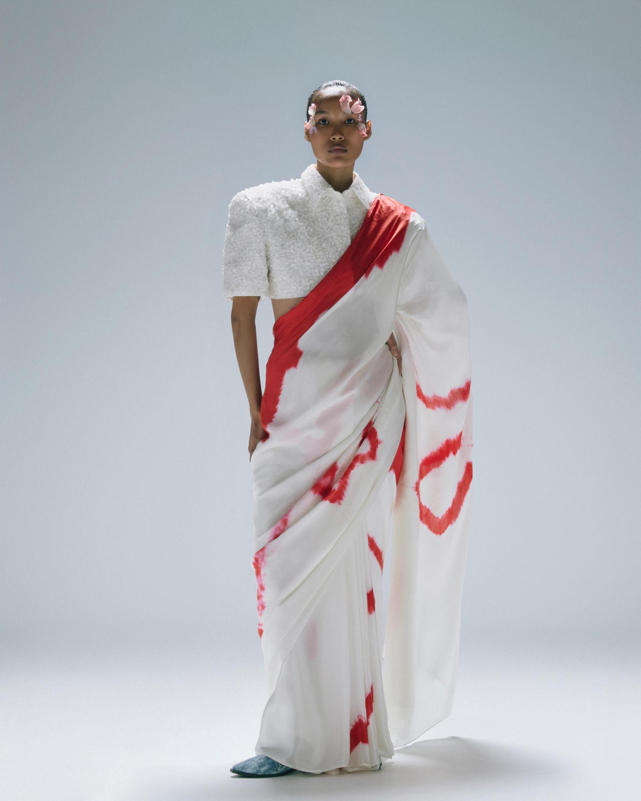 SILK HANDCRFATED SAREE SET