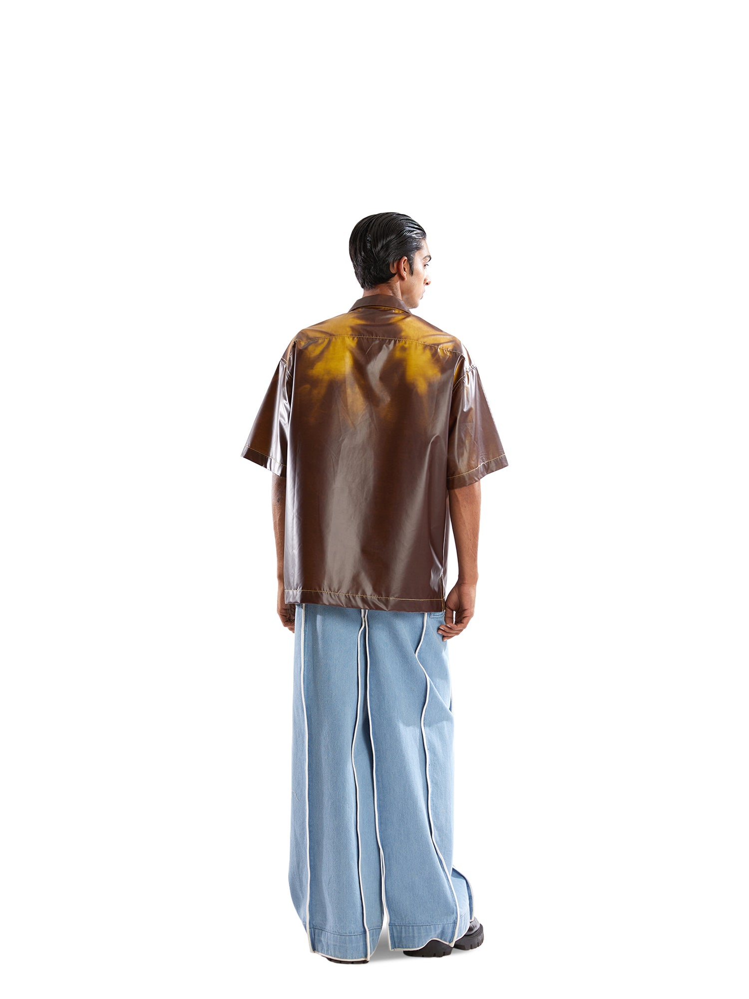 Yellow heat sensitive shirt